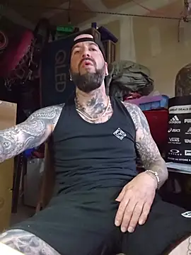 Beardedtattood Webcam Show