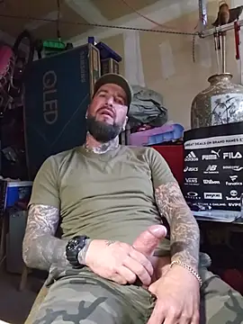 Beardedtattood – Kamerová šou