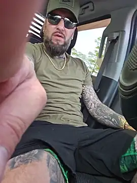 โชว์เว็บแคมของ Beardedtattood