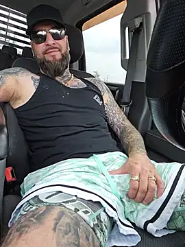 Show de Beardedtattood na webcam