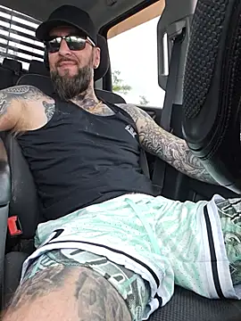 Show Webcam de Beardedtattood