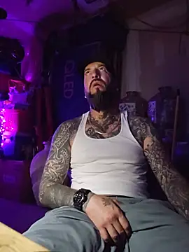 عرض كام Beardedtattood