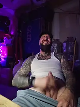 Beardedtattood webkamerás műsora