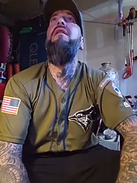 Pertunjukan Kamera Web Beardedtattood