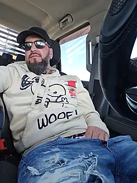 Beardedtattood Show in webcam