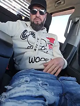 Beardedtattood webcam show