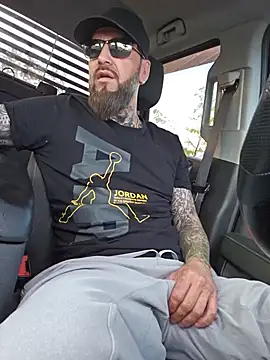 Beardedtattood Webcam Show