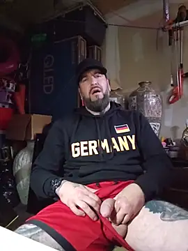 Beardedtattood Шоу с уебкамера