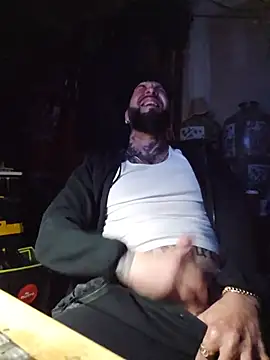 Beardedtattood's Webcam Show