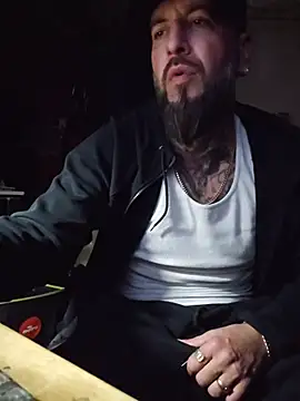 Beardedtattood Webcamshow