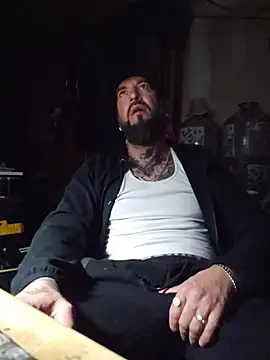 Beardedtattood Pertunjukan Webcam