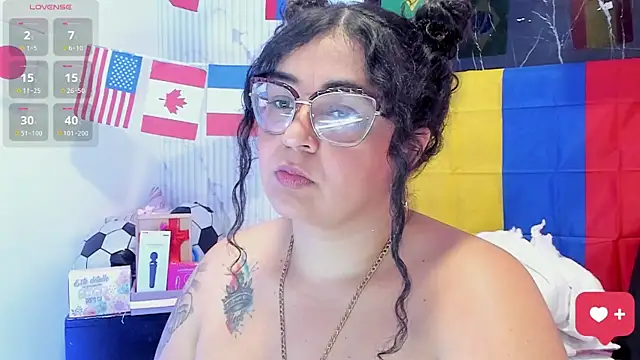 XXX chat uživo modela Reginavegaa