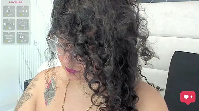 Reginavegaa's Live XXX Chat