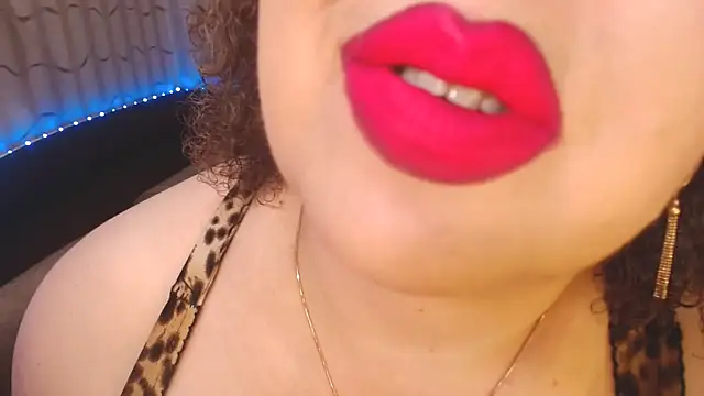 BustyKatty Obrolan Langsung XXX