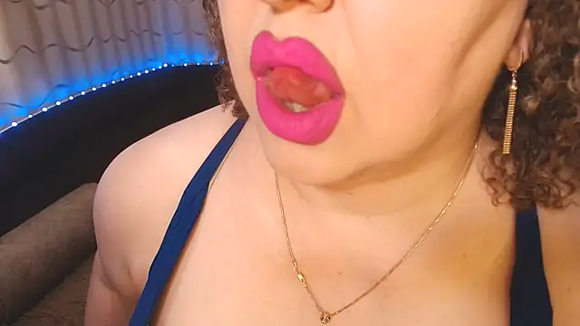 Вебкам-шоу BustyKatty