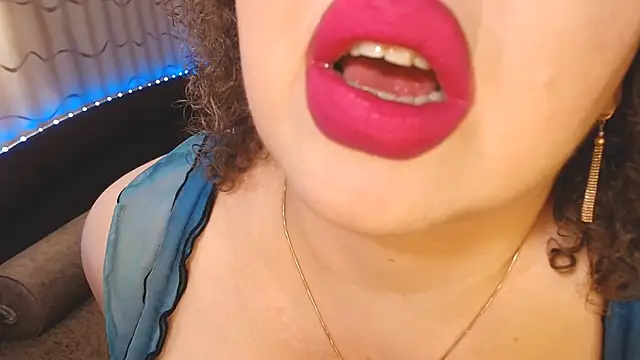 Chat XXX ao vivo de BustyKatty