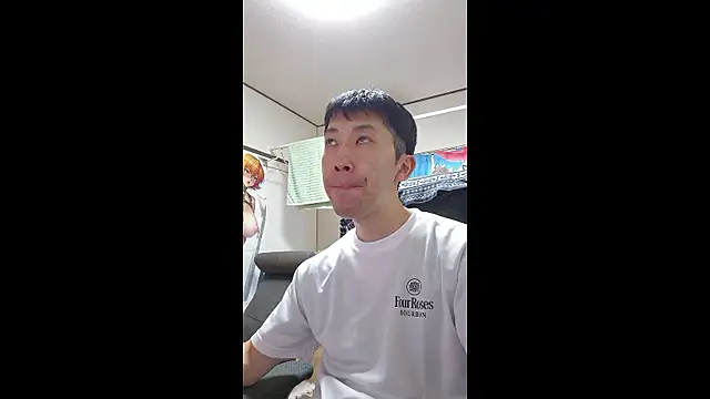 Aenbukkake_kai2 Show Webcam
