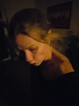 Pertunjukan Kamera Web yola181