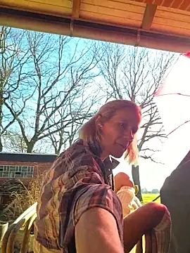 yola181's Webcam Show