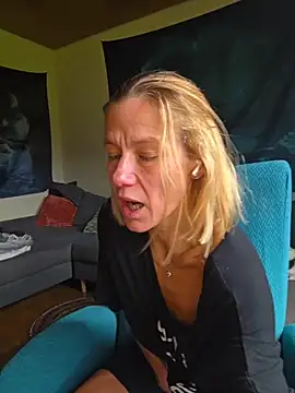 Chat XXX en directo de yola181