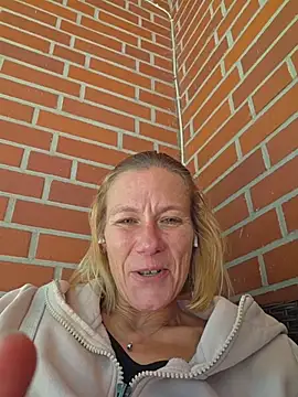 yola181 Webcam-Show