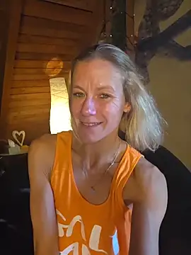 yola181's Webcam Show