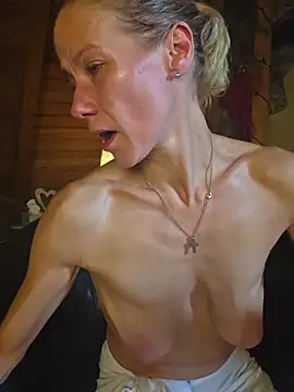yola181 Chat XXX in diretta
