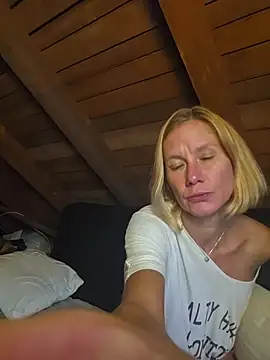 yola181 Webcam-Show