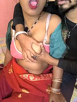 Secret_Couple_X Show in webcam