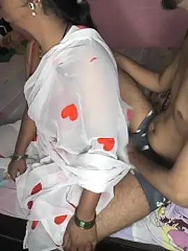 Secret_Couple_X's Webcam Show