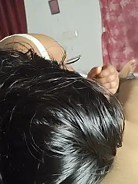 Show modela Secret_Couple_X na web-kameri