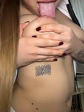 Liza_risky's Webcam Show