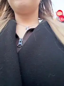 Liza_risky Show in webcam