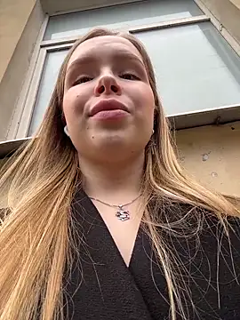 عرض كام Liza_risky