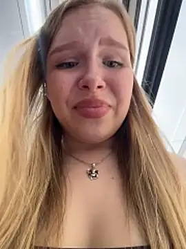 Liza_risky Adlı Modelin Web Kamerası Şovu