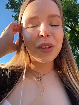 Liza_risky Adlı Modelin Web Kamerası Şovu