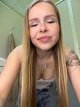Liza_risky Webcam-Show