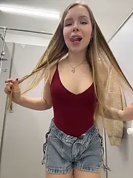 Liza_riskyn Webbikameraesitys