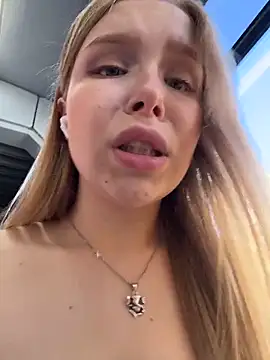 Liza_riskyn Webbikameraesitys