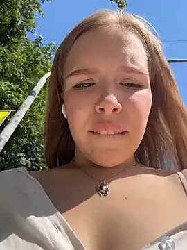 Liza_risky Шоу с уебкамера