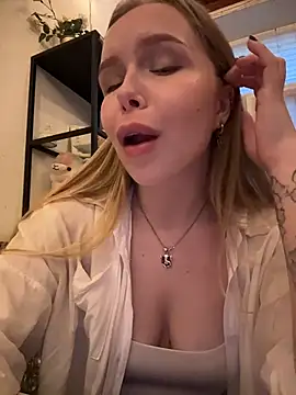 Liza_risky Show Webcam