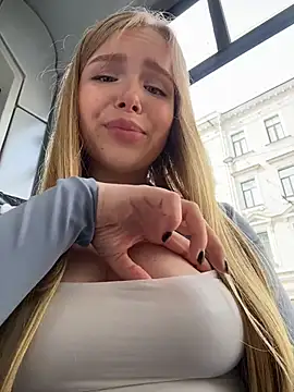 Pokazy przed kamerką – Liza_risky