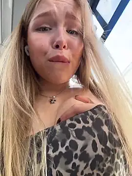 Show de Liza_risky na webcam
