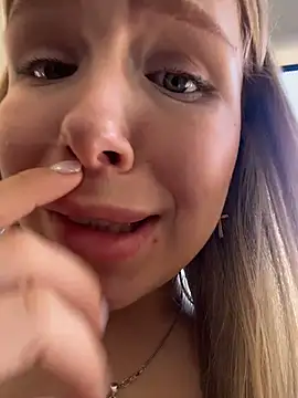Pokazy przed kamerką – Liza_risky