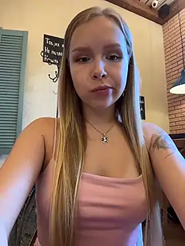 Liza_risky Шоу с уебкамера