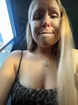 Liza_risky's Webcam Show