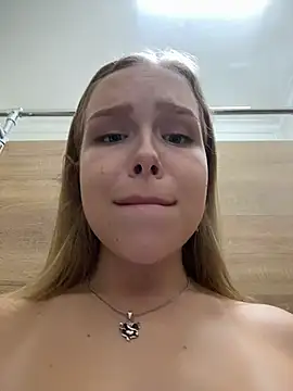 Liza_risky's Webcam Show