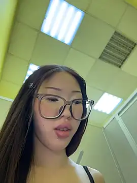 Liza_risky Pertunjukan Webcam