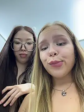 Liza_riskyn Webbikameraesitys