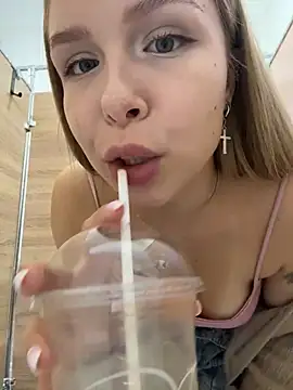 Liza_riskyn Webbikameraesitys